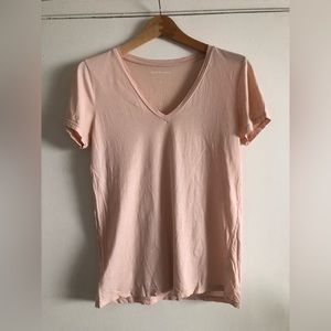 Everlane V-Neck T-Shirt